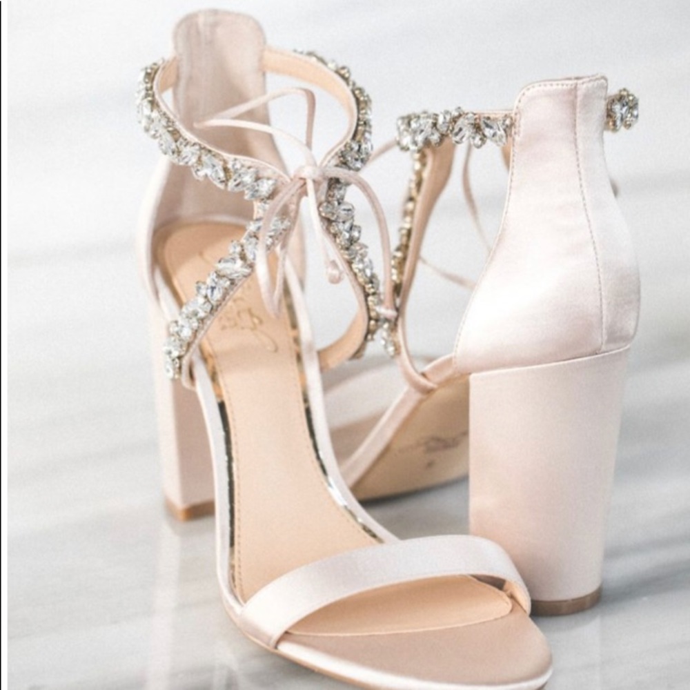 Jewel Badgley Mischka Heeled Sandals BRAND NEW